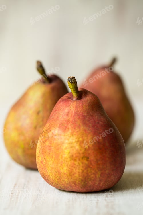 Preview: Three Pears In A Row On White