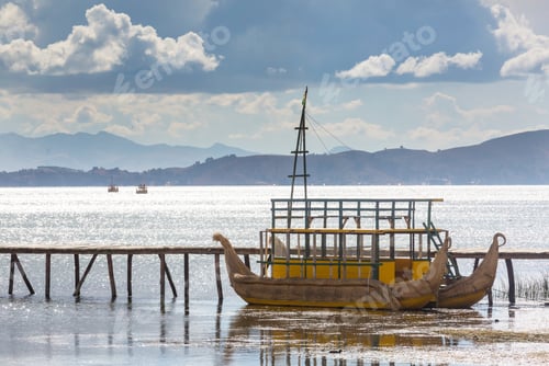 Preview: Boat on Titicaca