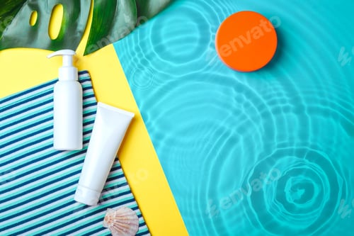 Preview: Packaging mockups Sunscreen cosmetics with SPF and moisturizing skin protection from UV
