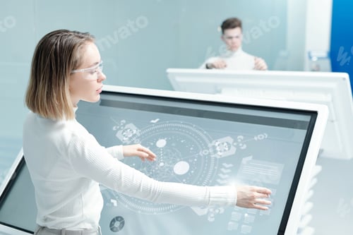 Preview: Working with digital scheme on interactive display
