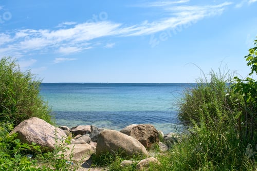 Preview: Summer day by the sea