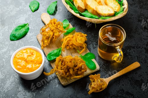 Preview: Crispy Onion Bhajis