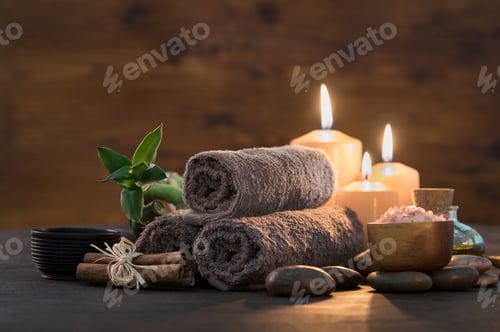 Preview: Beauty spa treatment with candles