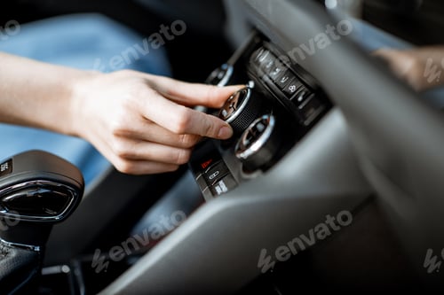 Preview: Switching air conditioner in the car