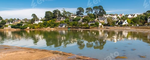 Preview: Brittany, Ile aux Moines island in the Morbihan gulf