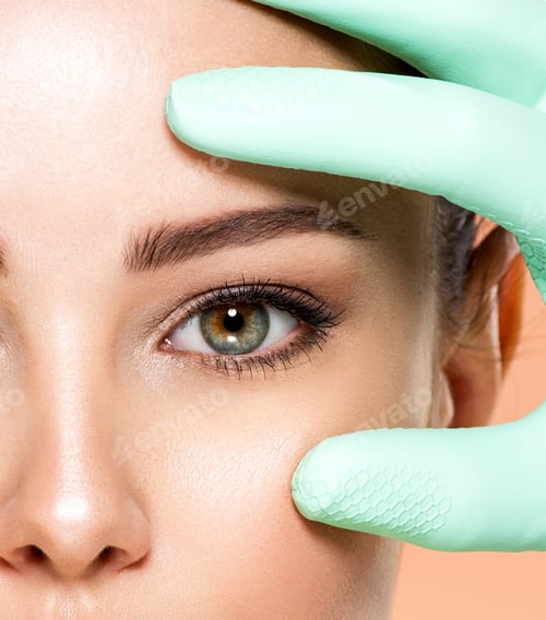 Preview: Face skin check before plastic surgery.
