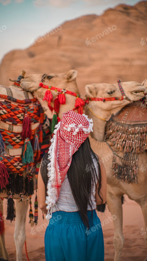 Preview: Arabic Travel girl