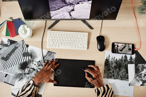 Preview: Photo Retoucher using Tablet