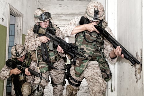 Preview: Marines clearing rooms with fight in city quarter