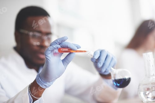 Preview: Experiments in the chemical laboratory. An experiment was carried out in a laboratory in transparent
