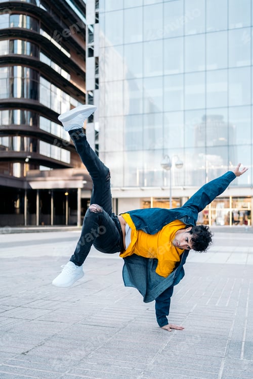 Preview: Cool Street Dancer Practicing
