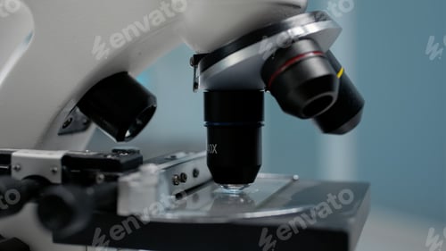Preview: Close up of microscopic sample glass tray in laboratory