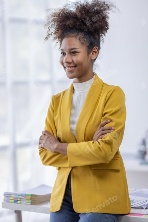 Preview: Caucasian Young business african american woman smiling in office
