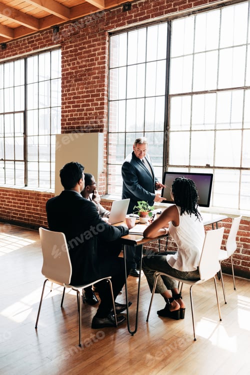 Preview: Diverse business team