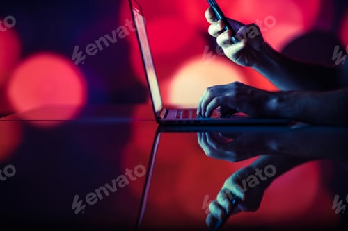 Preview: Men Working Online