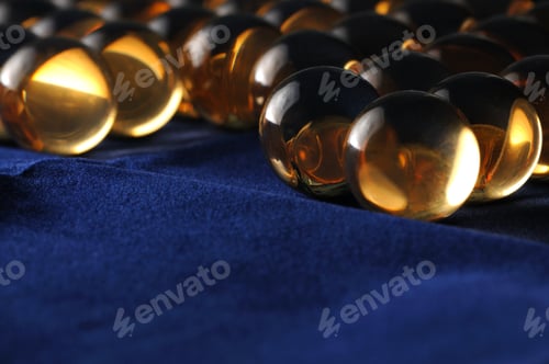 Preview: Close-up large transparent glass balls