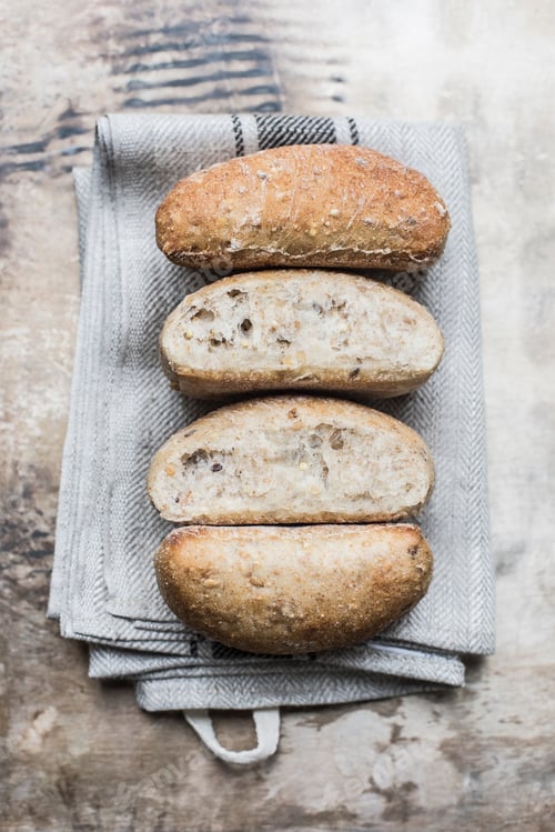 Preview: Multi-grain bread rolls, close-up