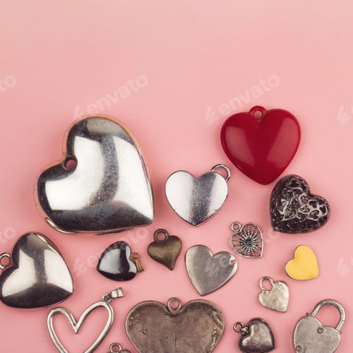 Preview: heart shaped jewelry in many colors and sizes