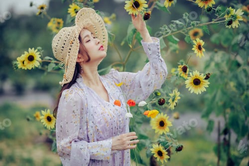 Preview: fashion girl
