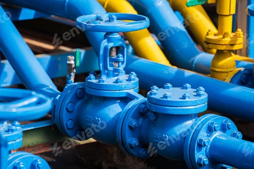Preview: Valves at gas plant