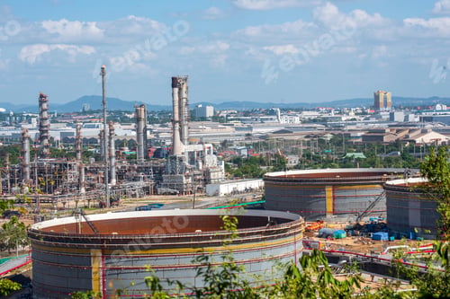 Preview: Oil refinery gas petrol plant industry with crude tank, gasoline supply and chemical factory