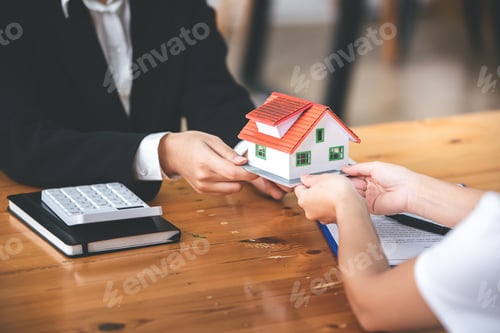Preview: Real estate investment ideas and contracts