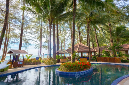 Preview: swimming pool - luxury hotel