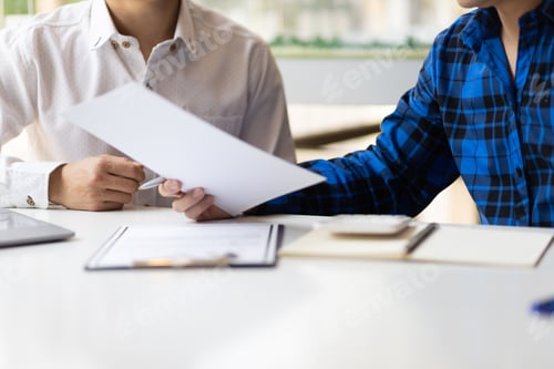 Preview: Signing agreements for house purchases, leases and mortgages.