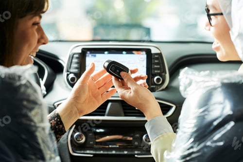 Preview: Getting a key from new car