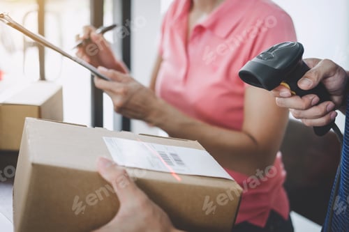 Preview: Home delivery service and working service mind