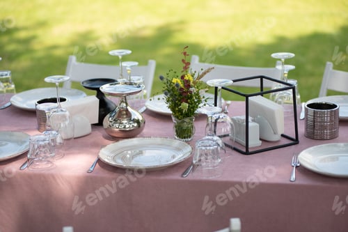 Preview: Served table. hall for banquets and weddings