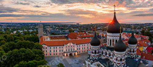 Preview: Sunset view of the Alexander Nevsky Cathedral in the Tallinn Old Town, Estonia at sunse
