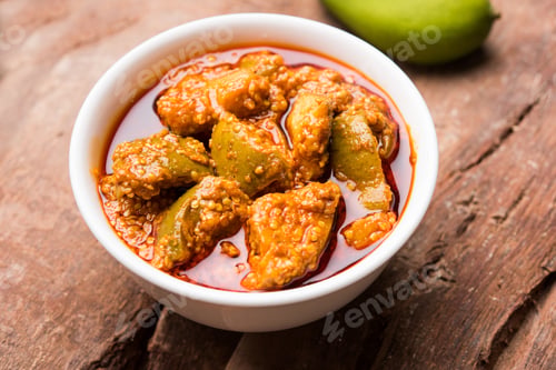 Preview: Indian Style Mango Pickle / Aam Ka Achar / Kairi Loncha