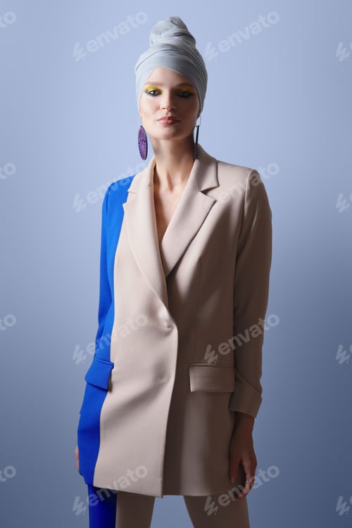 Preview: Beautiful lady in double color suit and turban on head
