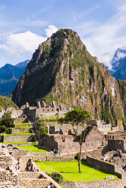 Preview: Machu Picchu Inca ruins and Huayna Picchu (Wayna Picchu), Cusco Region, Peru, South America