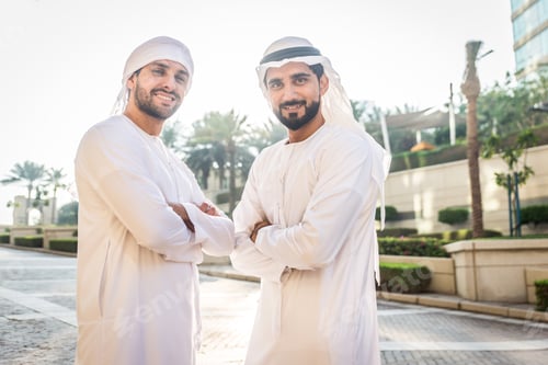 Preview: Two men with kandora in Dubai