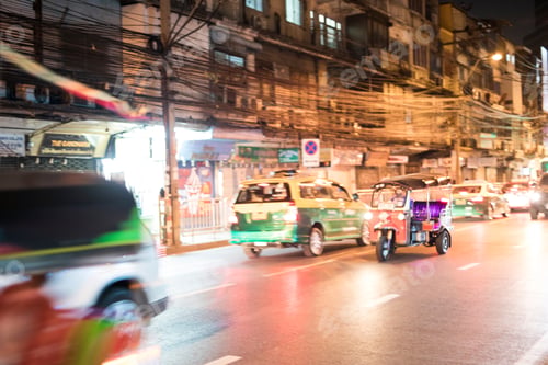Preview: Busy street motion blur