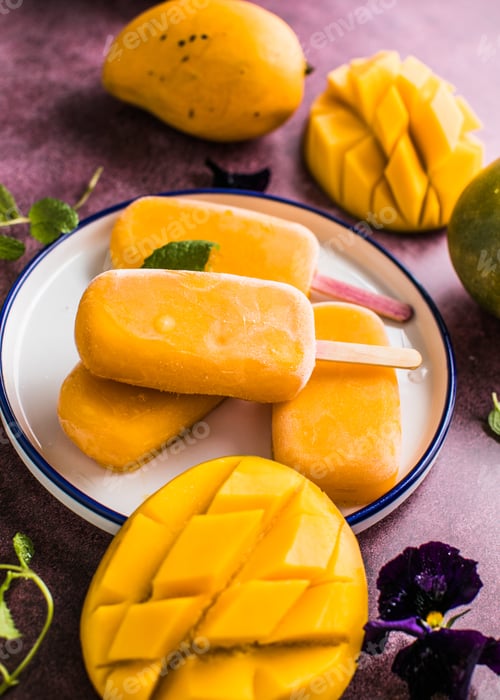 Preview: Mango banana popsicles with fresh fruits, flat lay top view