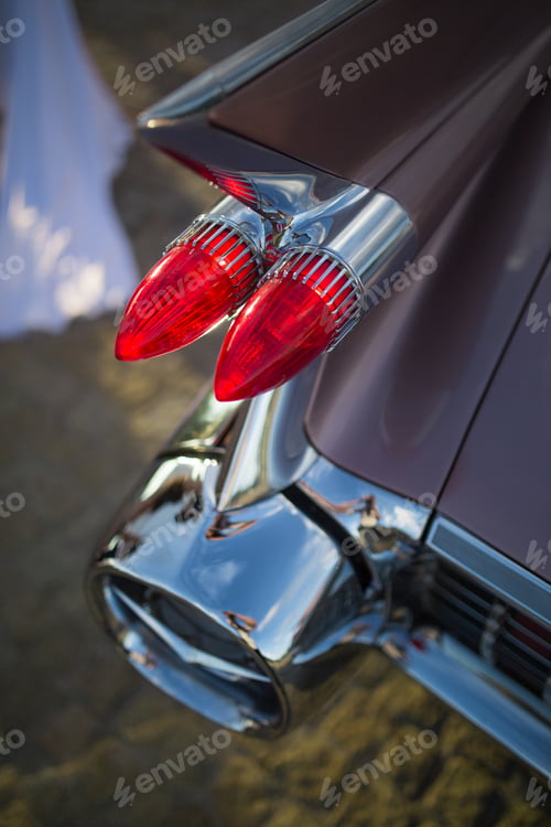 Preview: Classic old car