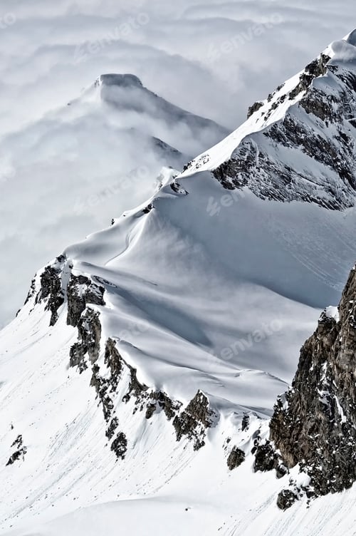 Preview: Ski resort in the Alps