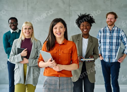 Visualização: Retrato de um grupo de empresários no escritório