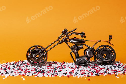Preview: Model of road chopper on an orange background