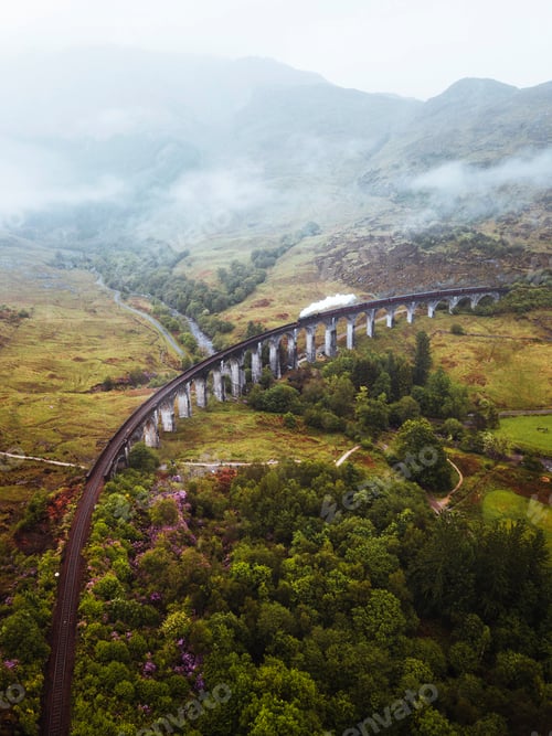 Preview: Glenfinnan Viaduct in Scotland