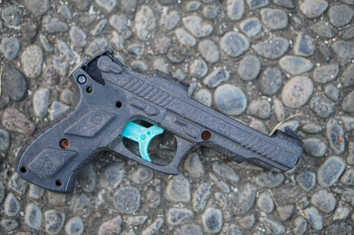 Preview: Plastic toy pistol