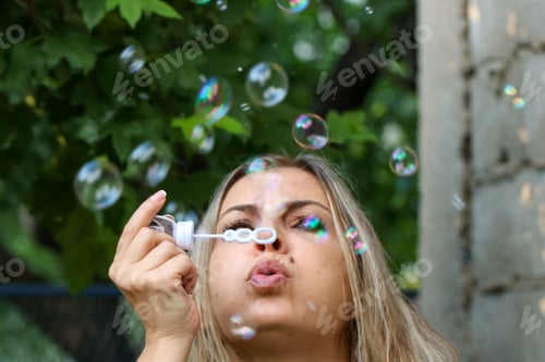 Preview: Bubbles