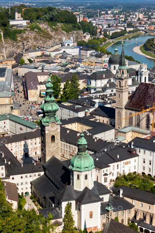 Preview: The old city of Salzburg, Austria