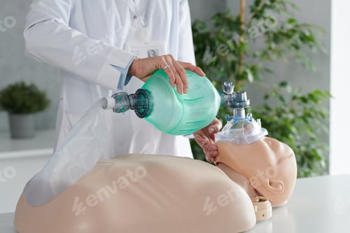 Preview: Healthcare Worker practicing on dummy