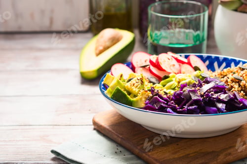 Vista previa: Colorful buddha bowl with veggies and quinoa