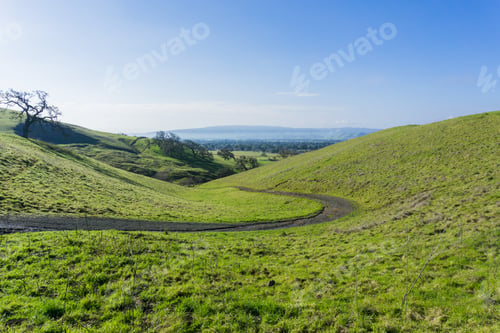 Preview: Path on the green hills and valleys of Coyote Lake - Harvey Bear Park, Morgan Hill, California