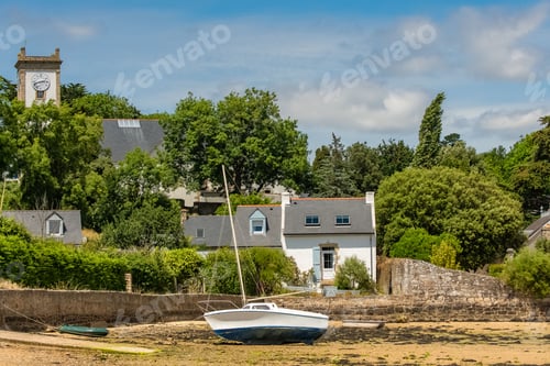 Preview: Brittany, Ile aux Moines island in the Morbihan gulf